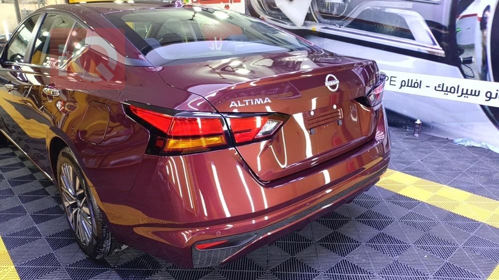 Nissan Altima